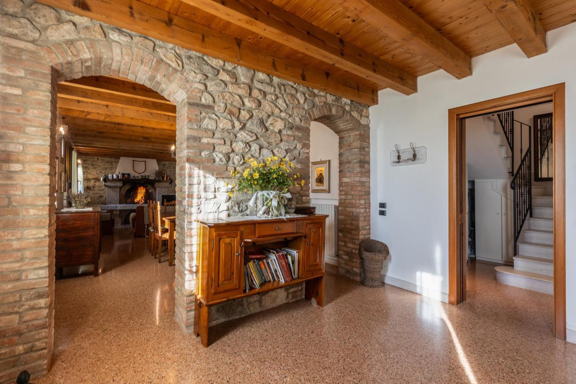 Holiday House Petrarca 阿尔库阿佩特拉尔卡 外观 照片