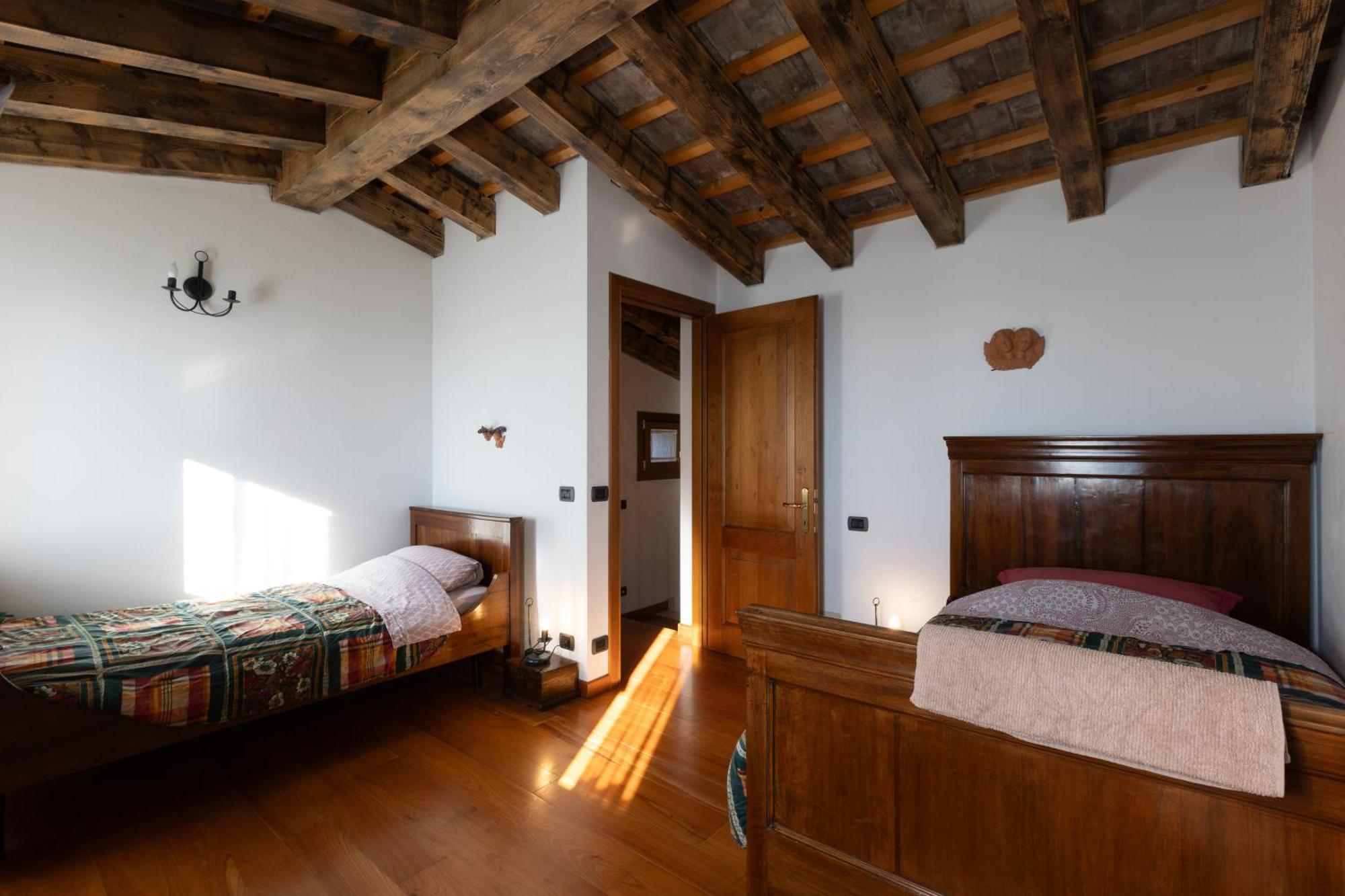 Holiday House Petrarca 阿尔库阿佩特拉尔卡 外观 照片