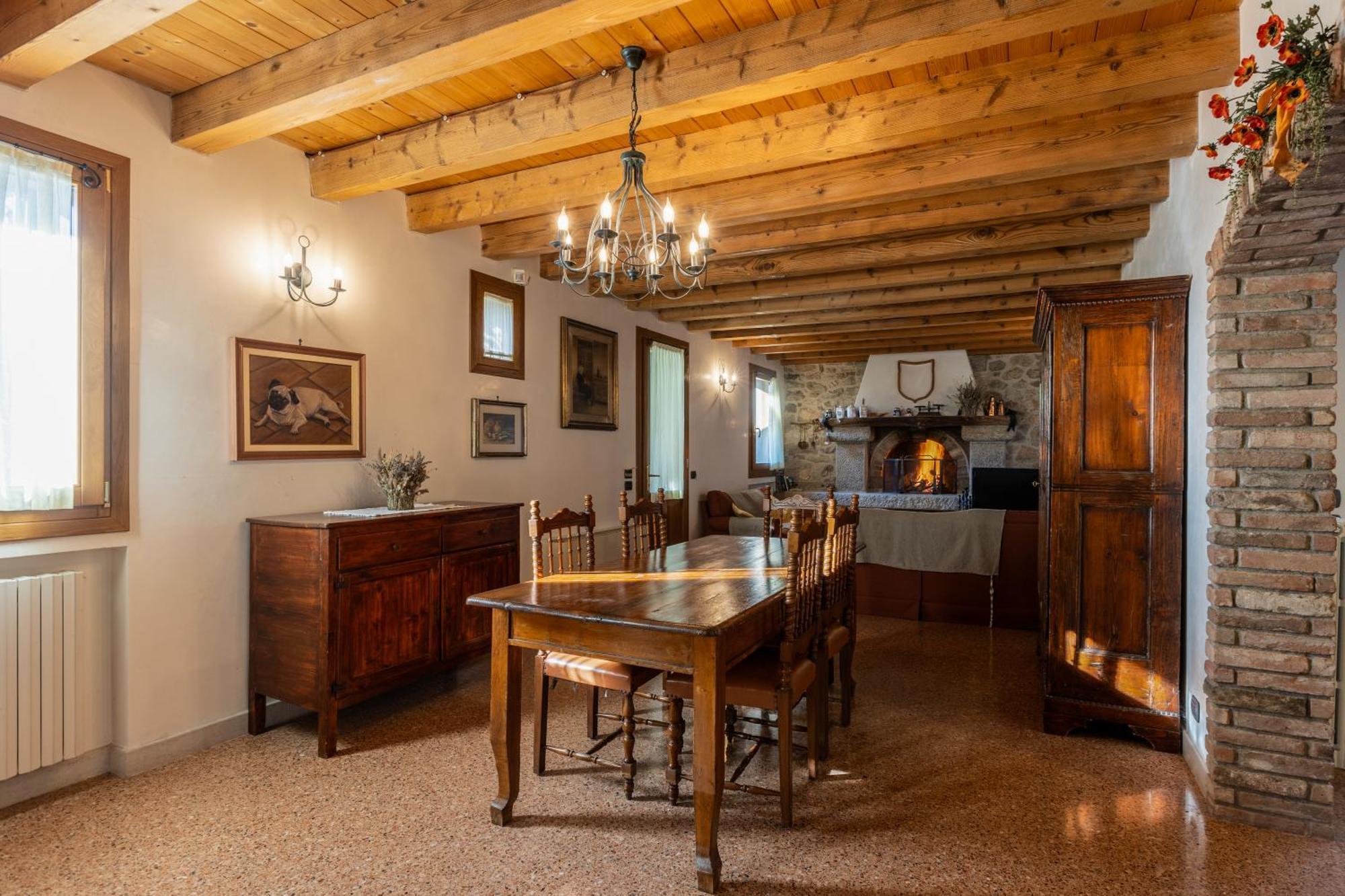 Holiday House Petrarca 阿尔库阿佩特拉尔卡 外观 照片